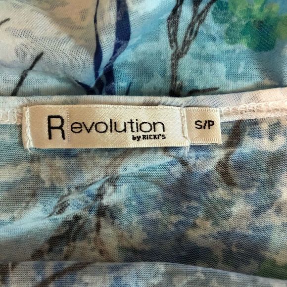 Ricki’s 1 sleeved tee shirt - Picture 5 of 6